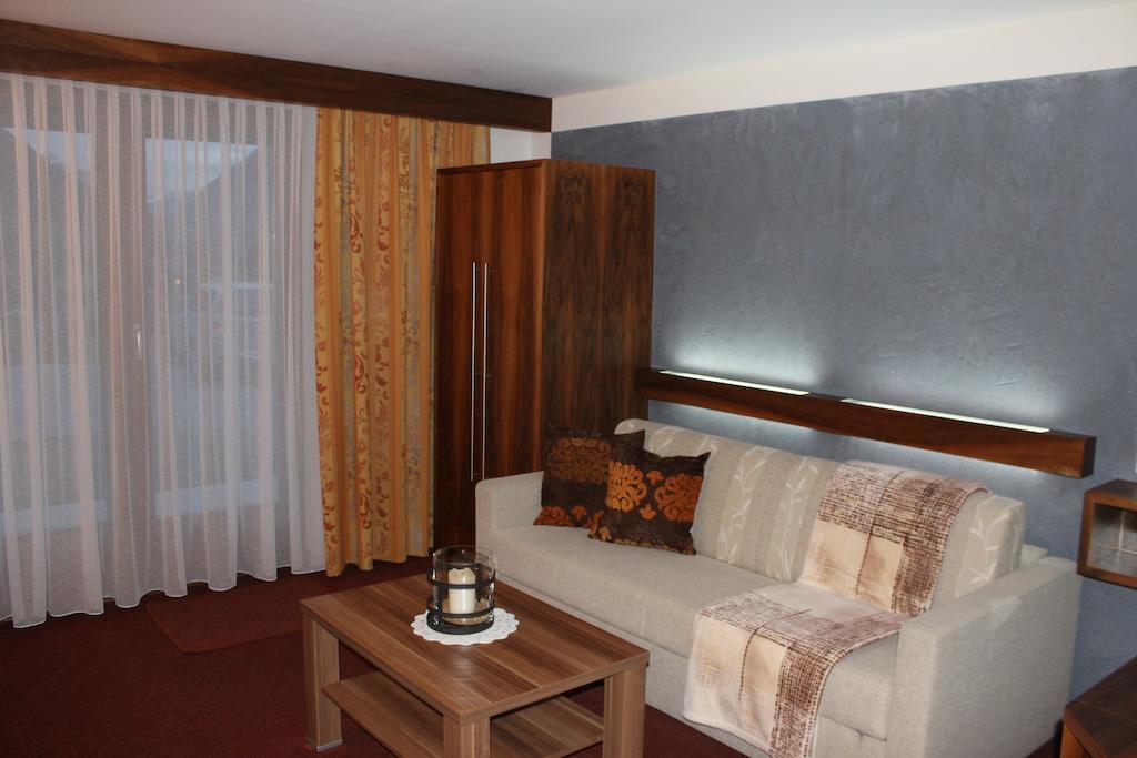Appartements Zerzer Ried im Oberinntal Quarto foto
