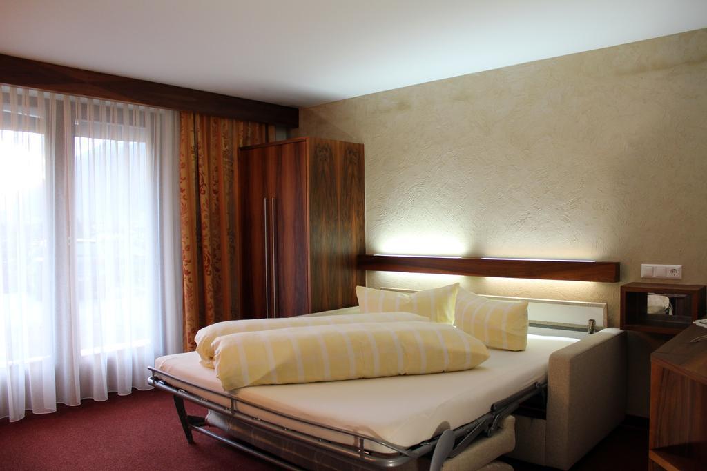 Appartements Zerzer Ried im Oberinntal Quarto foto